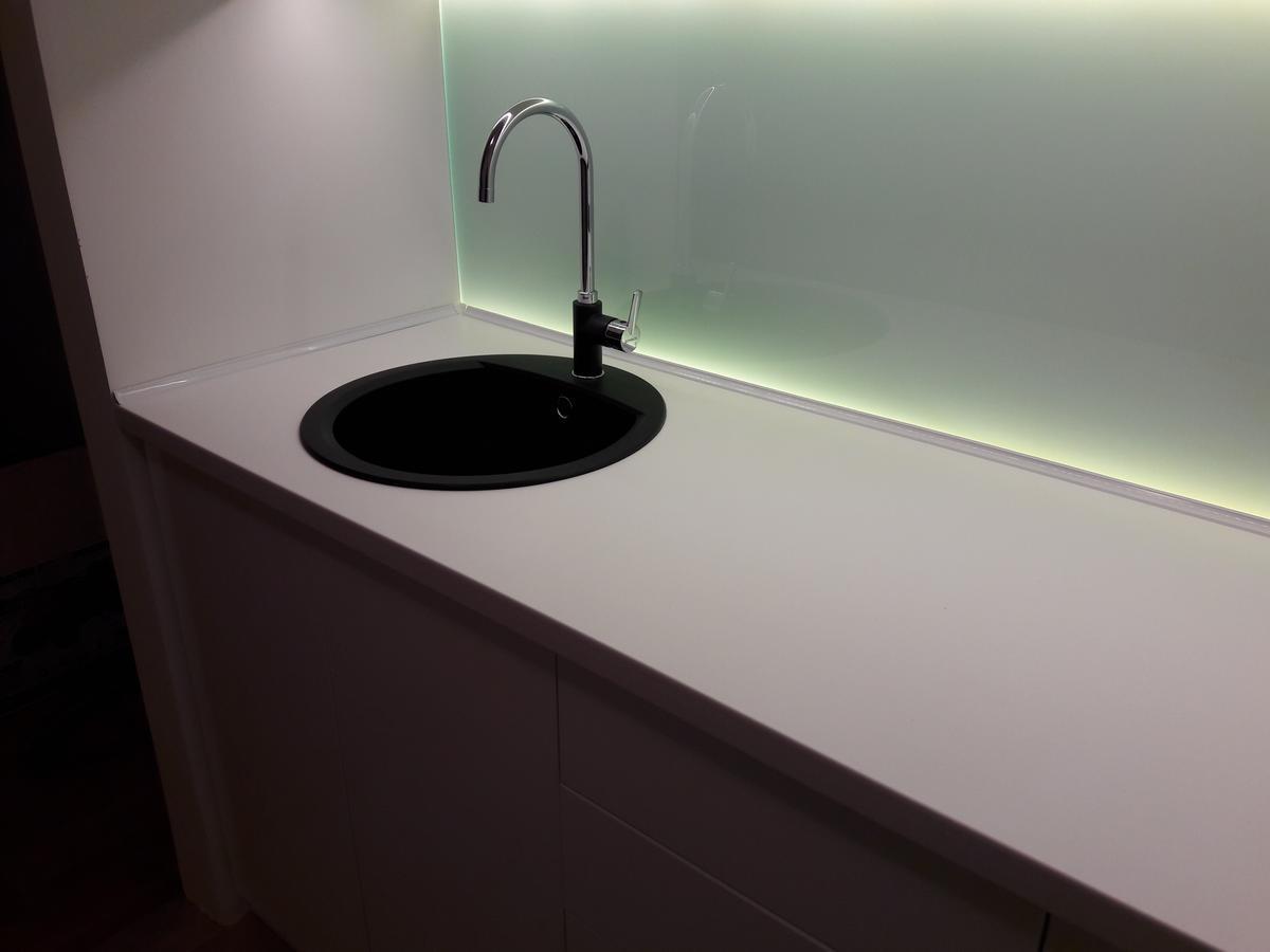 Apartman Senjak Пирот Экстерьер фото